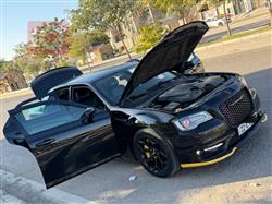 کرایسلەر 300